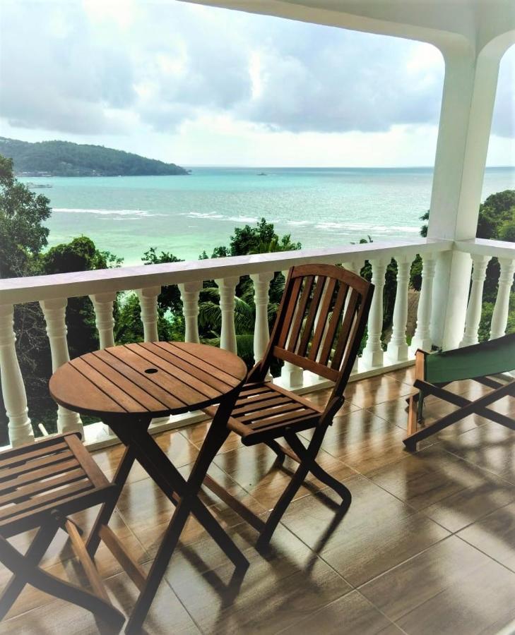 Seychelles Yellow Petals Anse Boileau Exterior foto