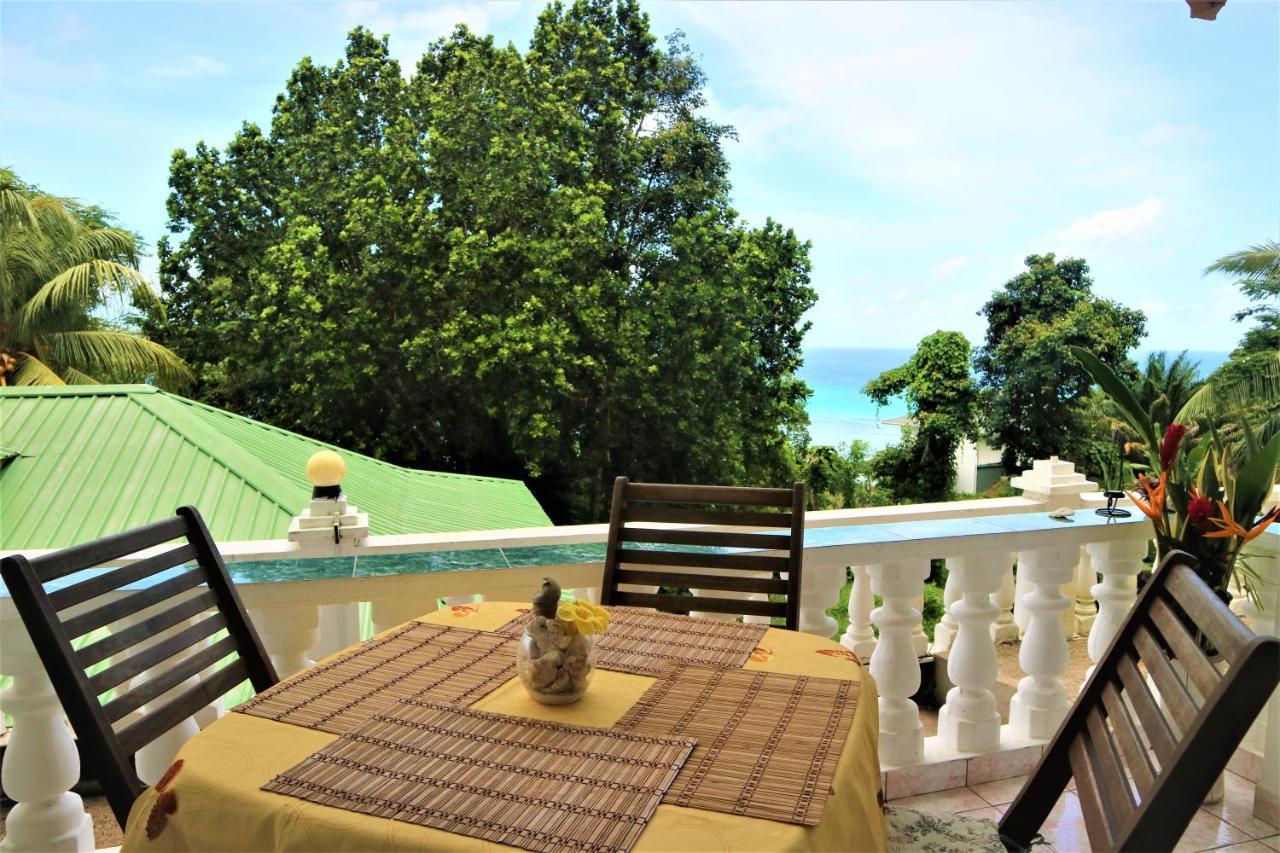 Seychelles Yellow Petals Anse Boileau Exterior foto